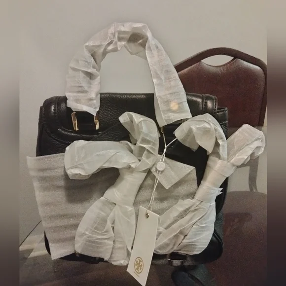 💯 Authentic Tory Burch Amanda backpack 🎒 - Picture 4 of 10